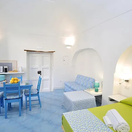 Casettazzurra דירה *